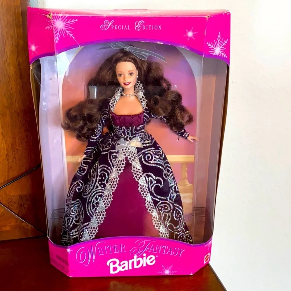 Mattel 17666 Winter Fantasy Barbie Special Edition